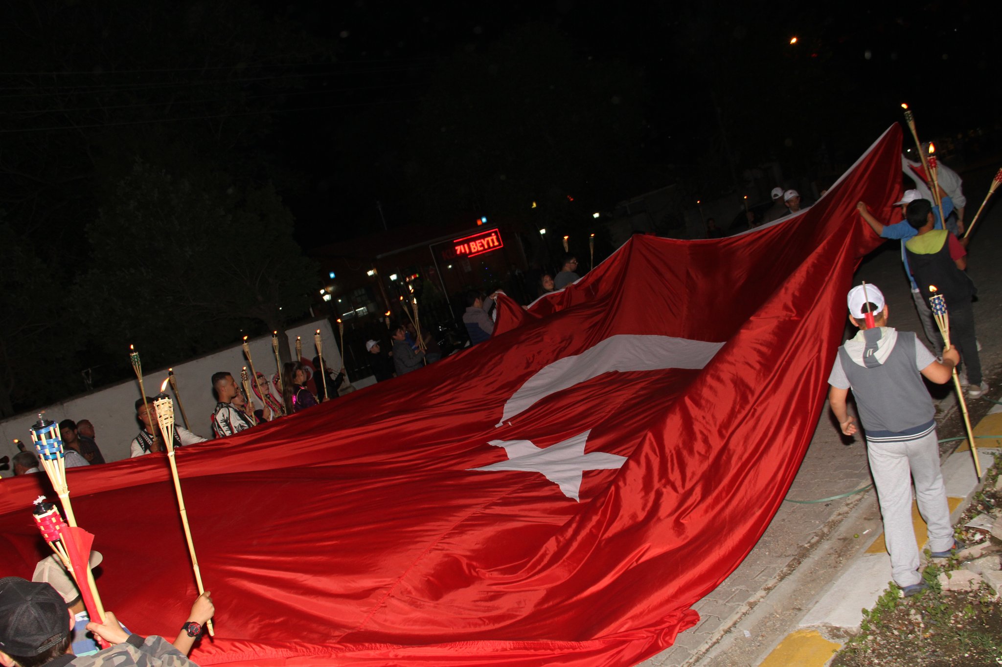 19 MAYIS 2019 VE  FENER ALAYI - Görsel 8
