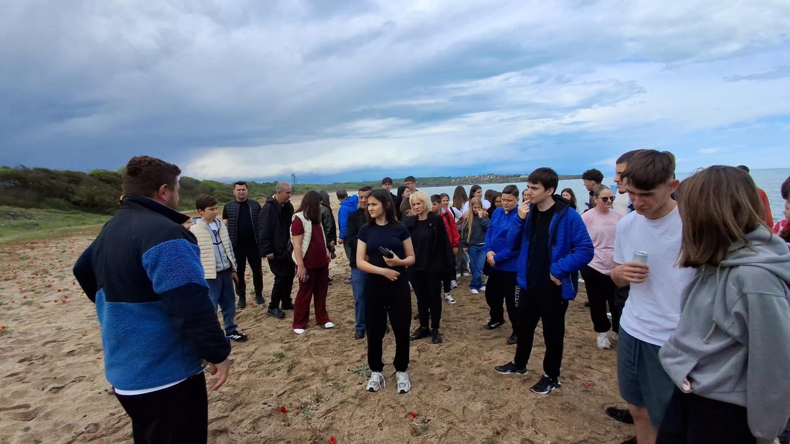 Eko yürüyüş Topolovgrad ve Büyükkarıştıran çocuklarını sevindirdi  /  Еко разходка зарадва децата на Тополовград и Буюккаръщъран - Görsel 5