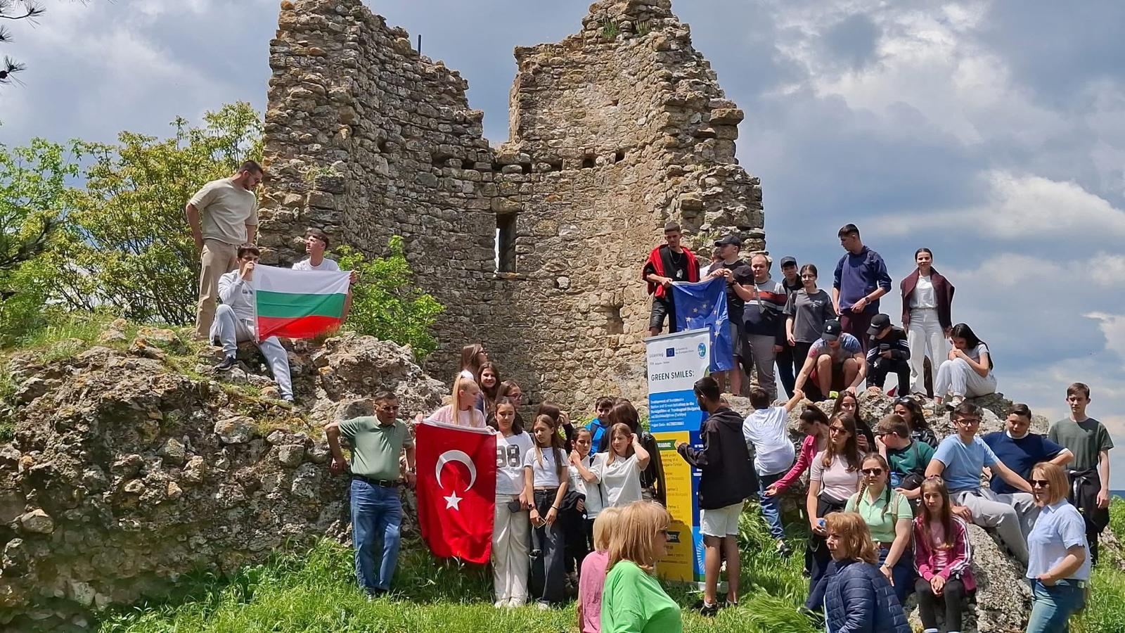 Eko yürüyüş Topolovgrad ve Büyükkarıştıran çocuklarını sevindirdi  /  Еко разходка зарадва децата на Тополовград и Буюккаръщъран - Görsel 35