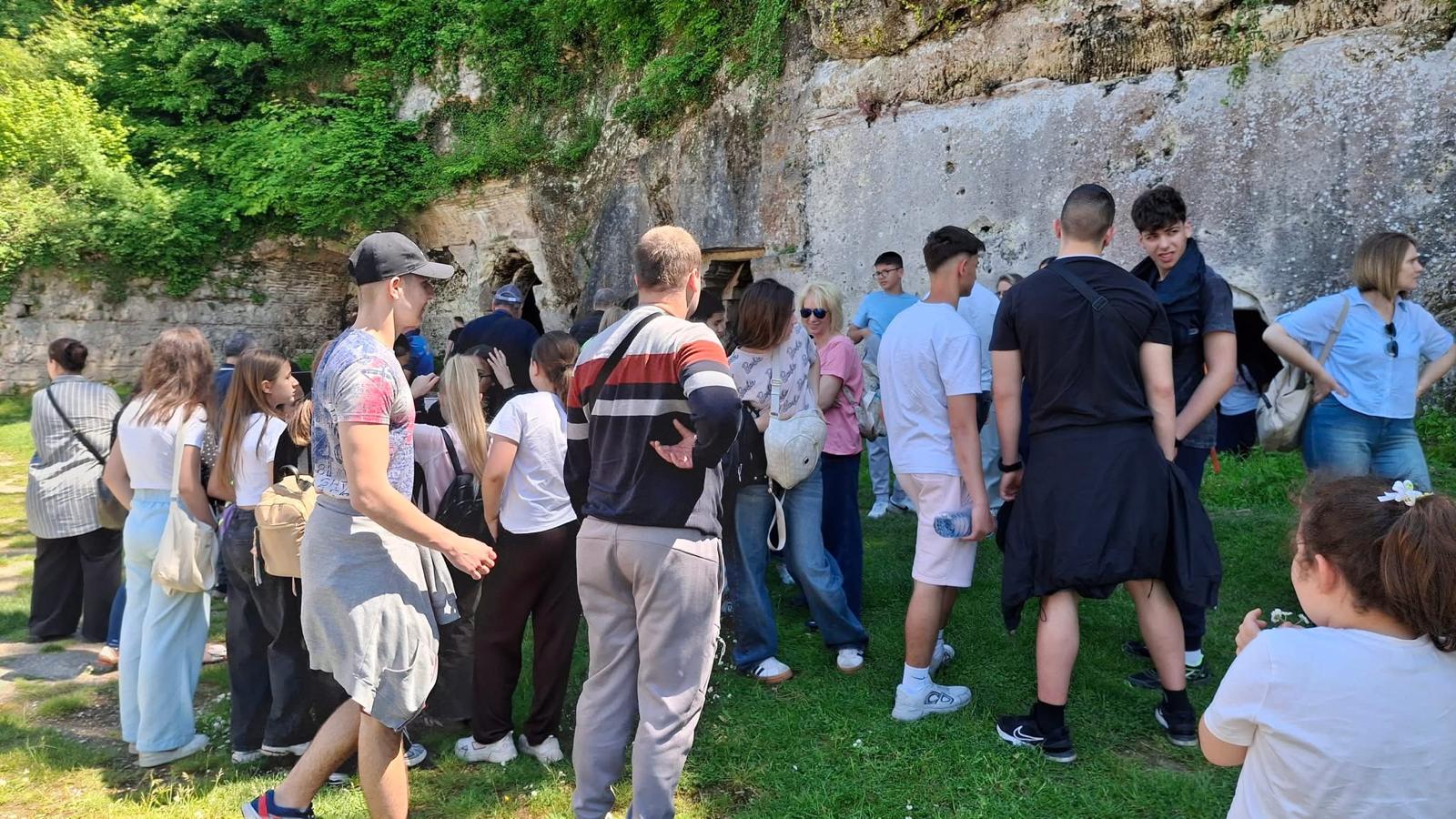 Eko yürüyüş Topolovgrad ve Büyükkarıştıran çocuklarını sevindirdi  /  Еко разходка зарадва децата на Тополовград и Буюккаръщъран - Görsel 39